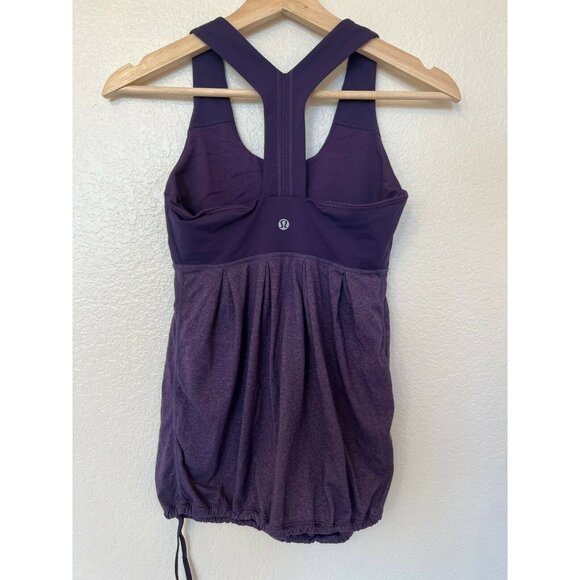 Lululemon Purple Racerback Workout Tank Top Women's 4 Built in Bra Scoop Neck - Picture 4 of 5